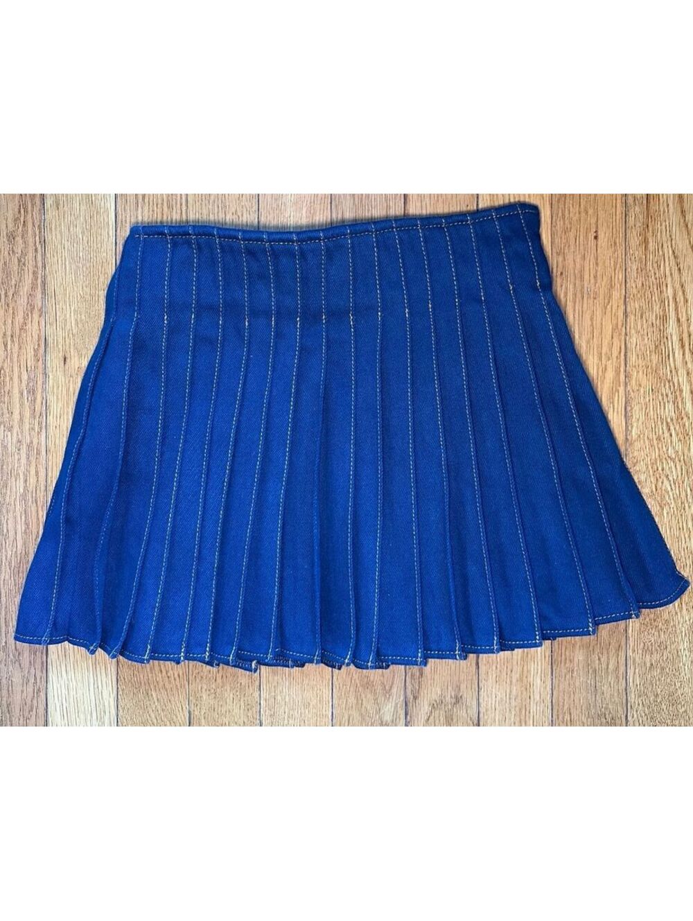 AMI Paris Blue Pleated Denim Miniskirt 25 Y2K Academia Chic Preppy French Girl